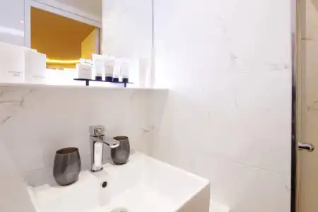 Hôtel Petit Lafayette - 31