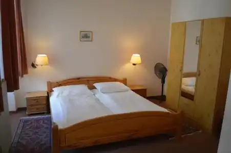 Pension Walzerstadt - 46