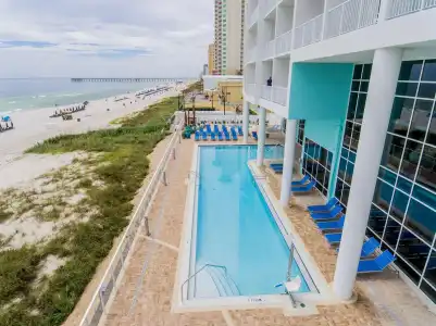 Hampton Inn and Suites Panama City Beach/Beachfront - 14