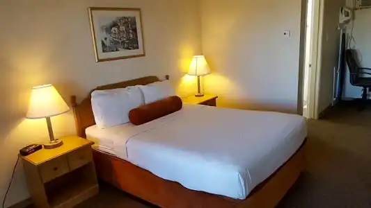 Knights Inn - 22