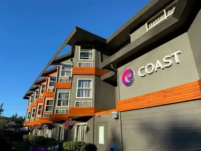 Coast Parksville - 17
