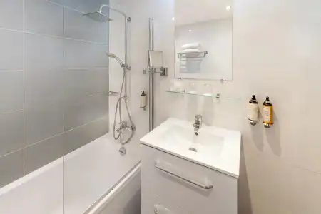 Best Western Plus La Rade - 102