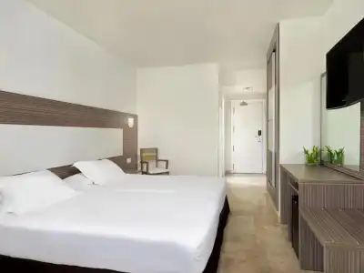 H10 Cambrils Playa - 23
