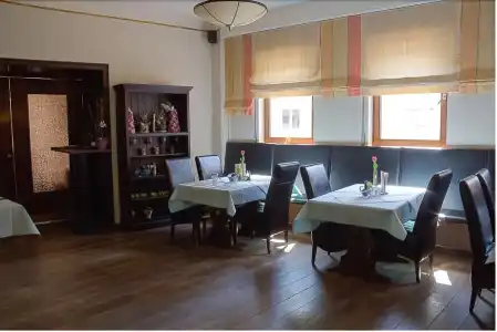 & Restaurant Arnoldusklause - 19