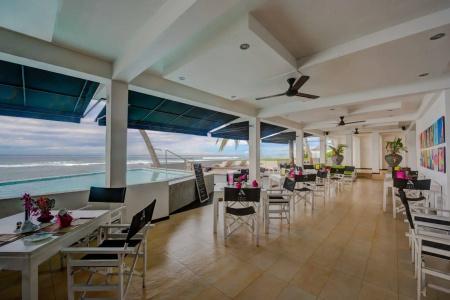 Cantaloupe Aqua Beach Club - 27