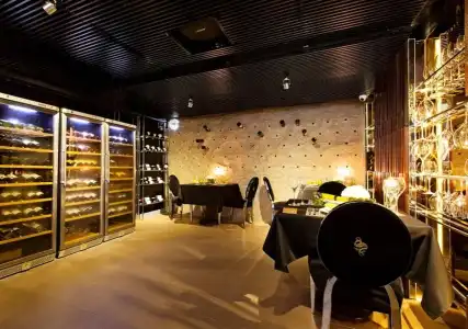 Signature Boutique - 23