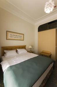 GrandAMBASSADOR National House - 55