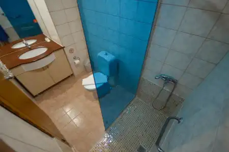 Select Suite & Apart - 8