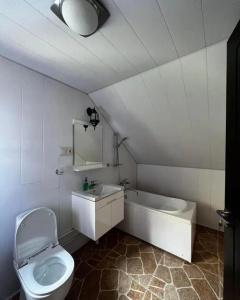 B & B Juta - 29