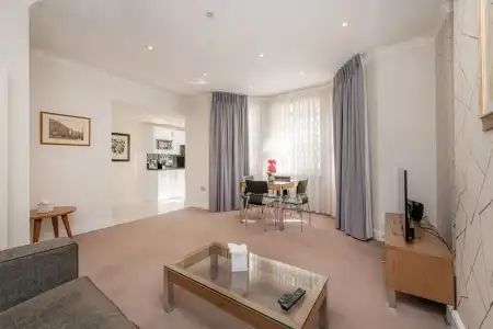 Manson Place - 179