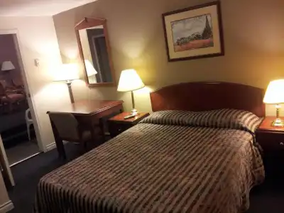 Cache Creek Inn - 32
