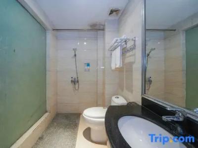 Ruiyi (Nanning Anji Bus Station) - 41