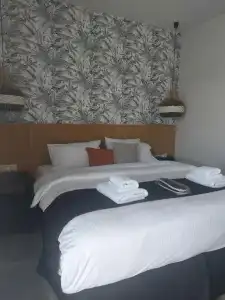 Chapter 02 Gallery Suites - 43