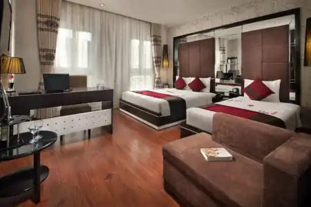 The Silk Boutique & Spa - 17