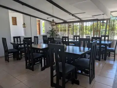 Q-Bar & Guest House - 19