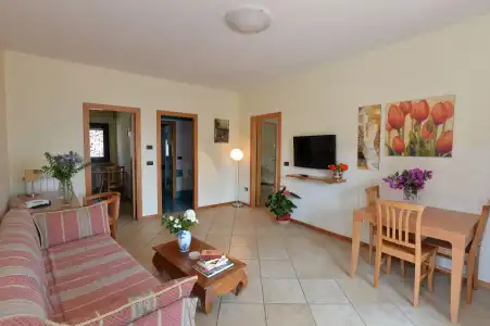 Miramare Residence Guest House - 12