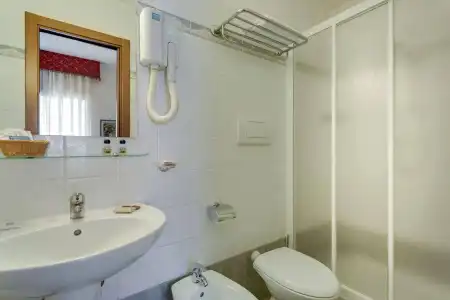 Silla - 6