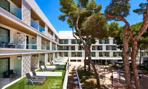 & Spa S'entrador Playa - 48