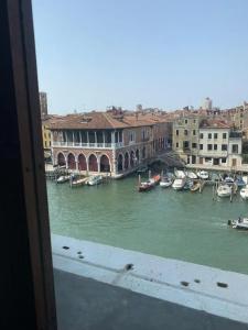 Pesaro Palace - 48