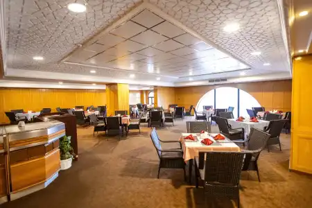 Hamdan Plaza - 1
