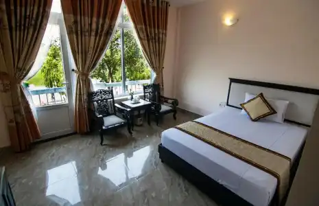 Song Huong Hue - 34
