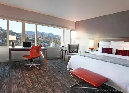 Loews Hollywood - 5