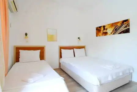 Yücel - 2