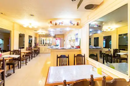 Woodlands Inn - 12