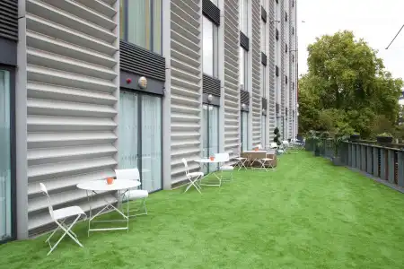 The Bermondsey Square - 16