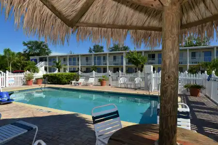 Americas Best Value Inn Bradenton Sarasota - 14