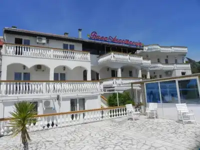 Apartments & Rooms Villa Anastasija - 0