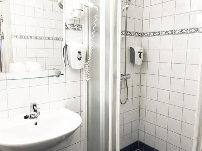 Karl Johan - 8