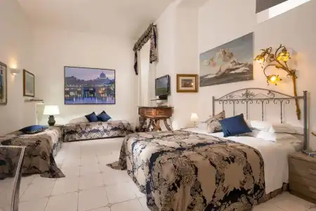 Roma Central Guest House - 71