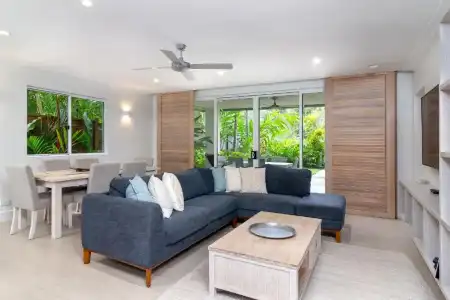 Mandalay Luxury Beachfront Apartments - 103
