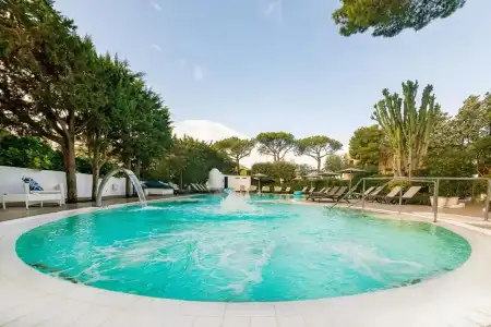 Hermitage Resort & Thermal Spa - 14