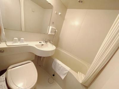 Toyoko Inn Yokohama Shinkoyasu Ekimae - 19