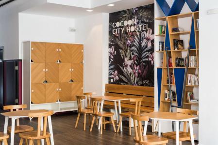 Cocoon City Hostel - 9