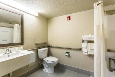Quality Inn & Suites El Paso I-10 - 33