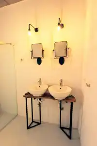 Mesanto Luxury Suites - 106