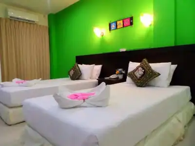 Thana Patong Guesthouse - 26