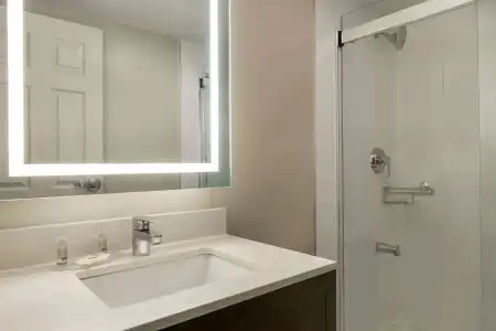 Days Inn Toronto West Mississauga - 7