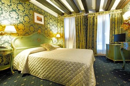 Ca' Della Loggia - 33