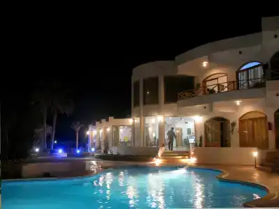 Red Sea Relax - 12