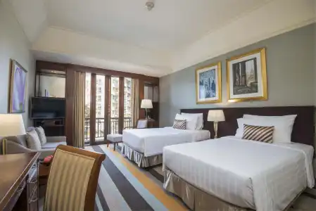 Chatrium Royal Lake Yangon - 6