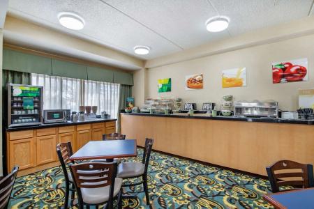 Spark By Hilton San Antonio Northwest near Six Flags - 26