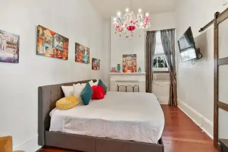 The Mansion on Royal - 115