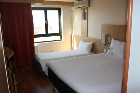 Ibis Marseille Centre Gare Saint Charles - 73