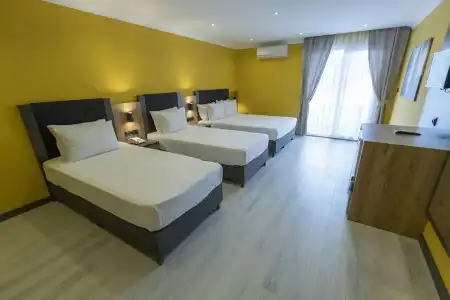 Roy Otel Akçay - 6