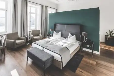 Münchner Hof - 71