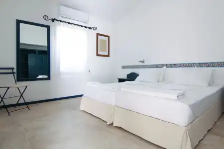 Marphe Suite & Villas - 17